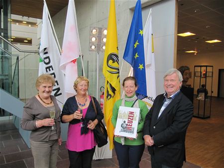 1111de bezoeker voor reuzenexpo