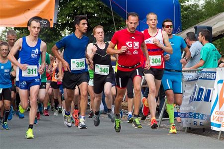 210 afstandslopers aan de start