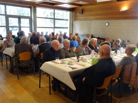 75-Plussers verzamelen voor 'hun' feest