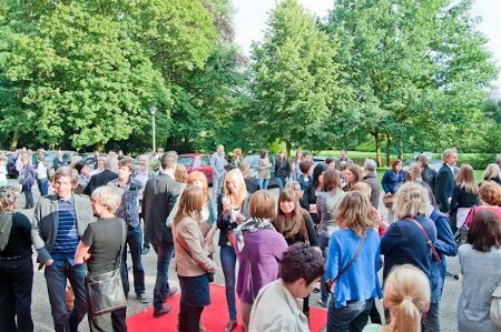 85 gediplomeerde kunstenaars