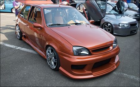 Alle auto's groot en klein op Race Wars