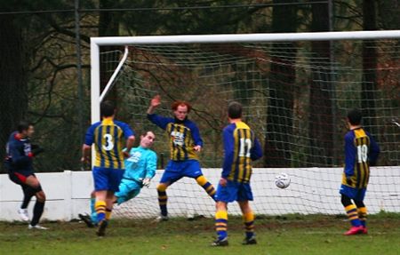 Anadol haalt zwaar uit in derby