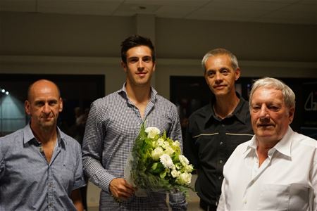 AVT huldigt Sander Maes