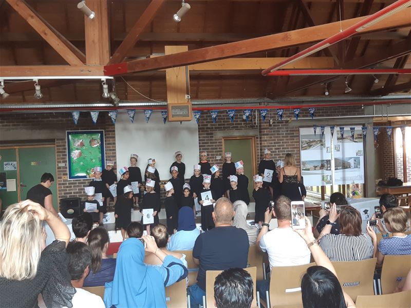 Beekbeemden reikt diploma's uit