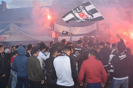 Besiktas kampioen: Cité op stelten