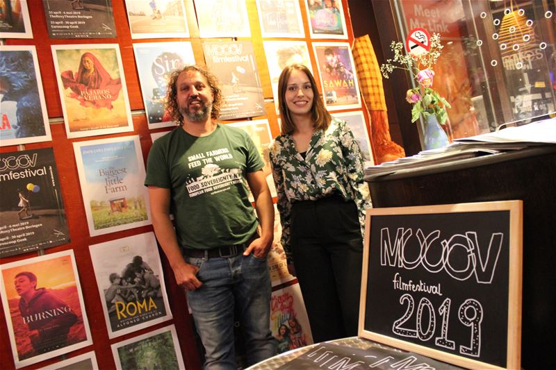 Bioboeren komen naar de film in Roxy