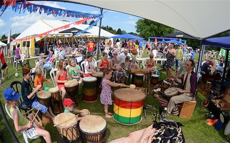 Boekt Feest maakt tropische belofte waar
