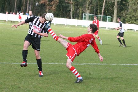 Bolderberg doet alles in eerste helft