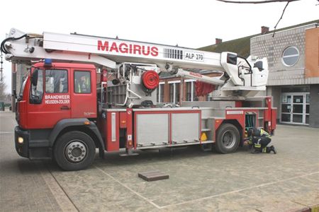 Brandweer evacueert leerling