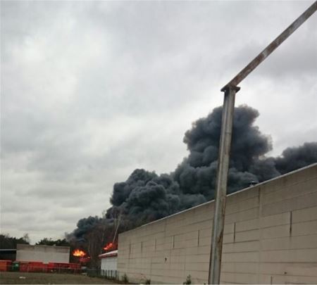 Brandweer naar zware brand in Houthalen