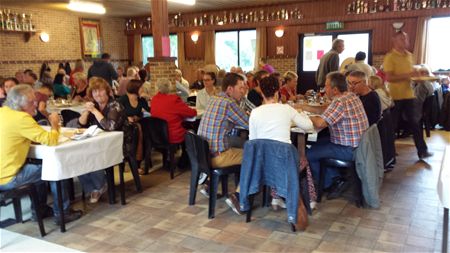 Buurtbarbecue in Ubbersel