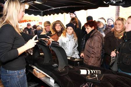 Cadeautjesjagers op rustige markt