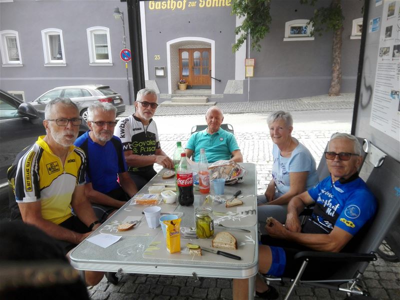 Coels-broers op weg naar Polen