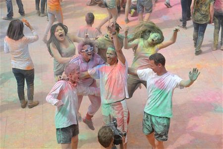Colour Fight als schooljaar apotheose