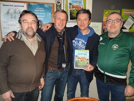 Dave en Leo in de ban van de bal