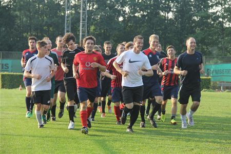 De bal begint weer te rollen