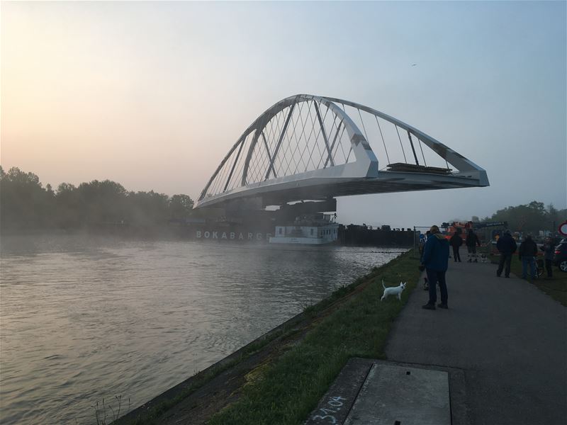 Deze keer is 't gelukt met de brug van Stokrooie