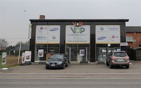 Diefstal met geweld in telefoonwinkel