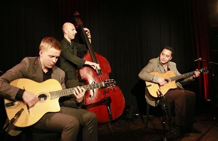 Djangofollies doet Muzecafé kolken