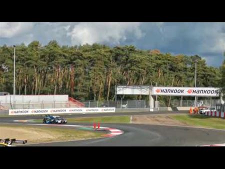 DTM-bolides draaien kennismakingsrondes