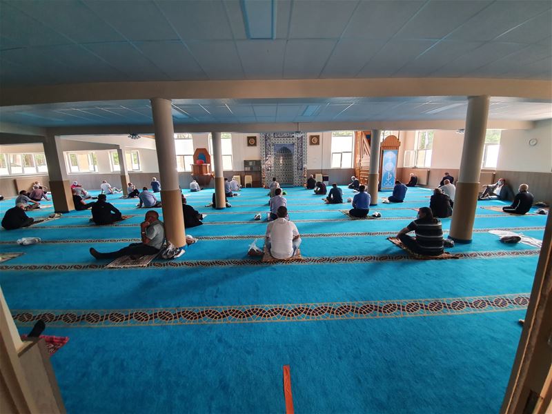 Eerste vrijdaggebed is goed verlopen