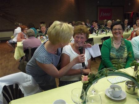 Feest in Femma-dorp Eversel