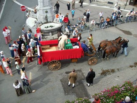 Feesten openen jachtseizoen in Saint-Hubert