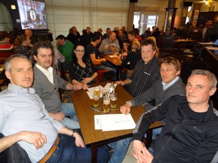 Felle strijd in eerste caféquiz