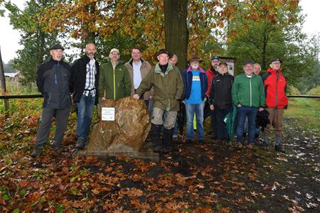 Fietsen en wandelen op Dag van de Trage Weg