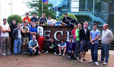 Franse metselaars leren bij ECR