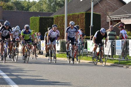 Geen bloemen of truien in eigen dorp