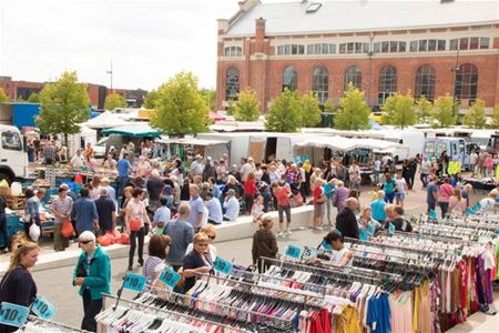 Geen multiculturele markt tot eind juni