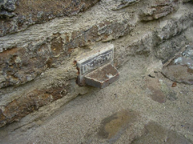 Geheimzinnig paaltje is hoogte-ijkpunt
