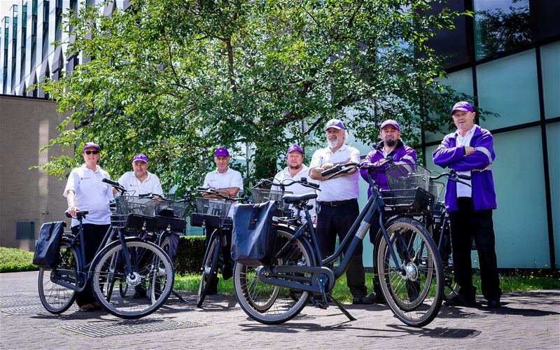 Gemeenschapswachten rijden op nieuwe fietsen