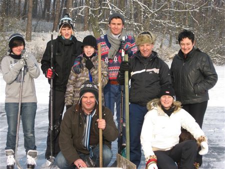 Ijshockey op vijvers van Terlaemen