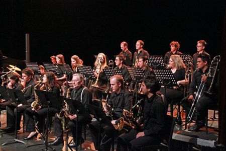 Imponerend jazzconcert met big band