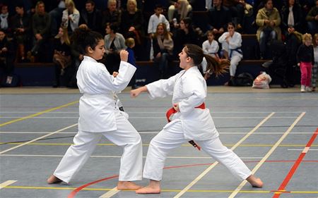 Jonge karateka's strijden om de titels