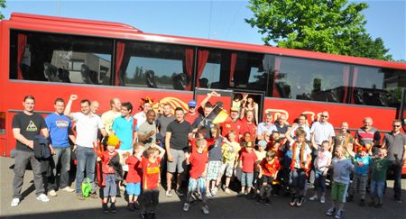 Jonge supporters steunen Rode Duivels