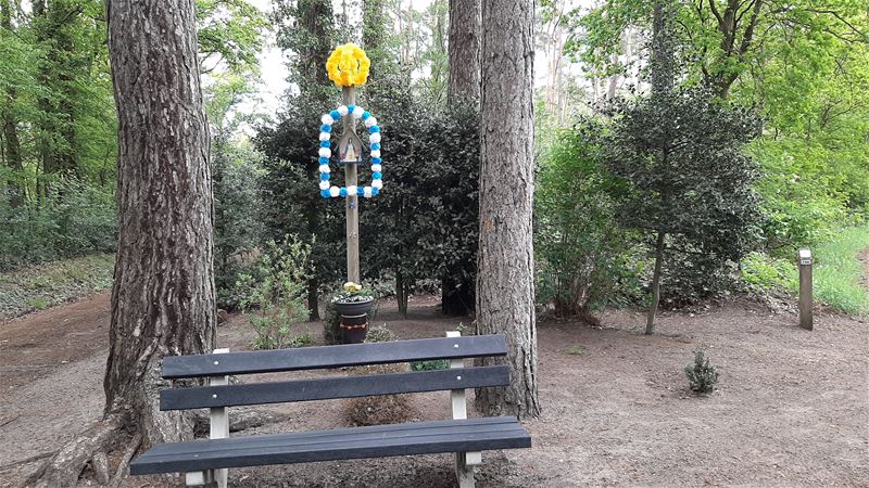 Kapelletje in de Merelstraat is weer versierd