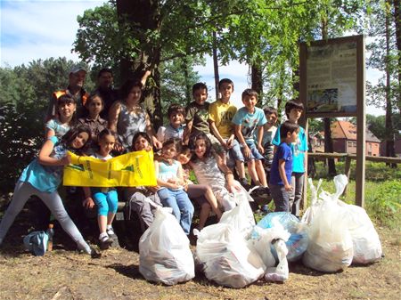 Kinderen ruimen Lindeman en Galgenberg op