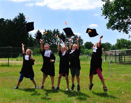 Kleuters Ubbersel zijn afgestudeerd