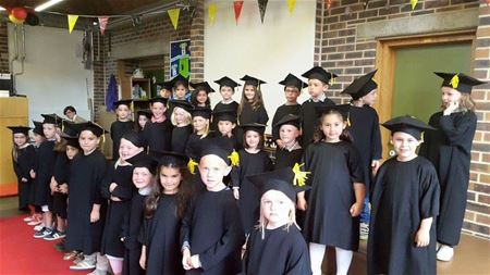 Kleuters van Beekbeemden studeren af