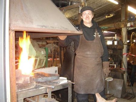 Kunstvuur sluit ambachtendag af