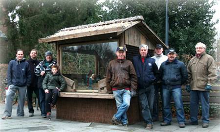 KWB zet kerststal in Eversel