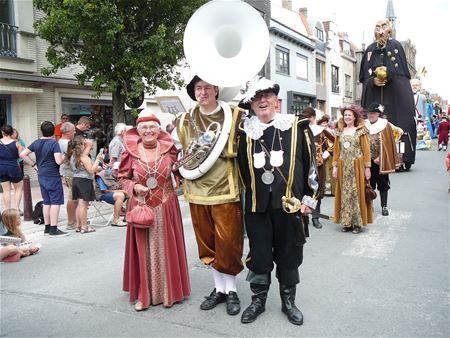 Lambert Hoelen te gast bij grootste reus