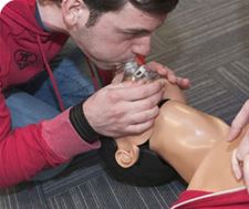 Leer een leven redden bij het Rode Kruis