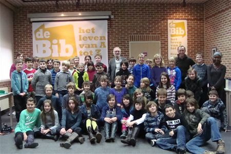 Leerlingen werken met jeugdauteurs