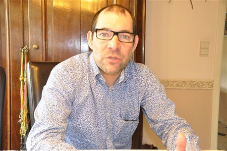 Luc Reynders gaat met fiets Himalaya op