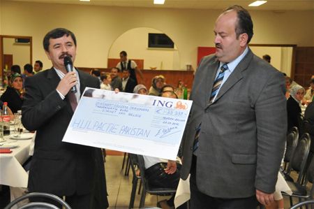 Meer dan 33.000 ero voor Pakistan