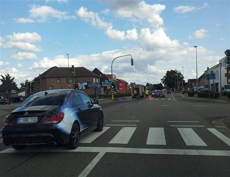 Mest op kruispunt Boekt